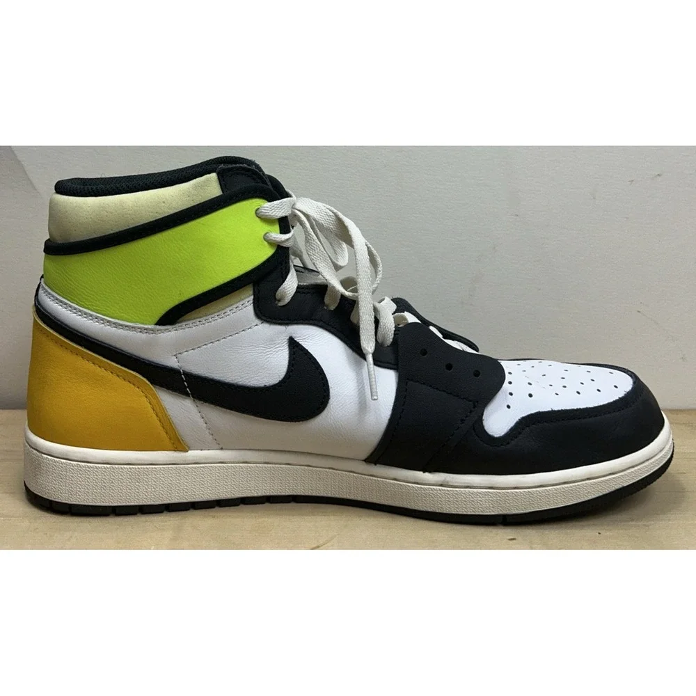 Size 14 -‎ Jordan 1 Retro High OG Volt